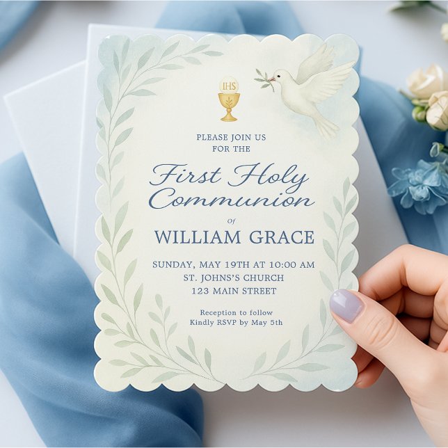 Invitation Garçon Première Sainte Communion Dove & Chalice In (first-holy-communion-invitation-boy-holding-card-blue-flatlay.png)