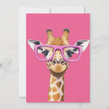 Girafe aux lunettes roses