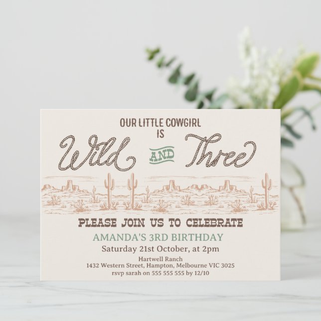 Invitation Girls Green Rodeo Wild et trois 3e anniversaire (Debout devant)