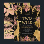 Invitation Girls Two Wild 2e Anniversaire Pink Black Safari<br><div class="desc">Cette invitation à la fête du deuxième anniversaire de cette "deux sauvages" jungle safari a pour thème les animaux faux en or (girafe, lion et singes), le feuillage de la jungle dorée et rose, et un arrosage de confettis d'or sur un arrière - plan noir. Ajoutez le nom de la...</div>