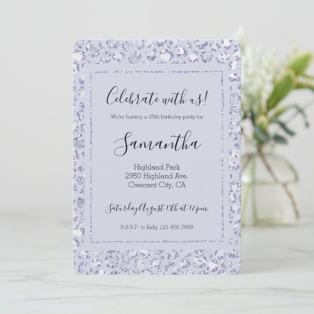 Invitation Glam Lavender Lilac Purple Empreinte de léopard Pa (Debout devant)
