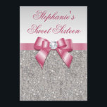 Invitation Glamour sucré 16 Faux Séquins d'argent Bow rose<br><div class="desc">invitations Sweets sixteens. Des couleurs élégantes personnalisées d'argent et de rose personnalisées Sweet 16 ans fêtent des invitations pour les filles avec une belle fragrance couleur argent des paillettes d'images imprimées bijoux, motif de pierres précieuses, de mignons corps et rubans imprimés rose brillant et de jolis bijoux en or sur...</div>