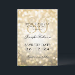 Invitation Gold Bokeh 80th Birthday Enregistrer la date<br><div class="desc">Design élégant "80th Birthday Party" avec Gold Bokeh et nom personnalisé et texte de détails. Facile à utiliser et facile à personnaliser. Commandez aujourd'hui !</div>