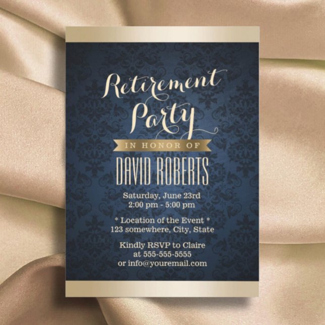 Invitation Gold & Navy Blue Damask Pattern Retraite Party (Créateur téléchargé)