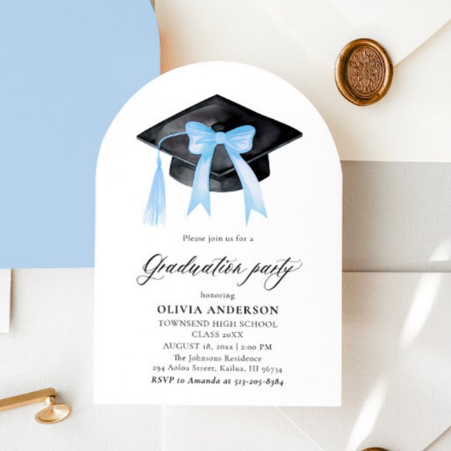 Invitation Graduation Moderne Bleu Bow Graduation Cap Arched (Créateur téléchargé)