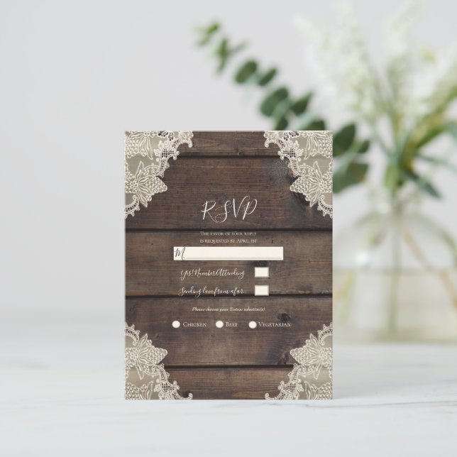 Invitation Grange Rustique Bois & Dentelle Réponse RSVP Roman (Debout devant)