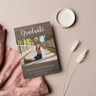 Invitation Granulé de bois moderne Rustique Photo Graduation