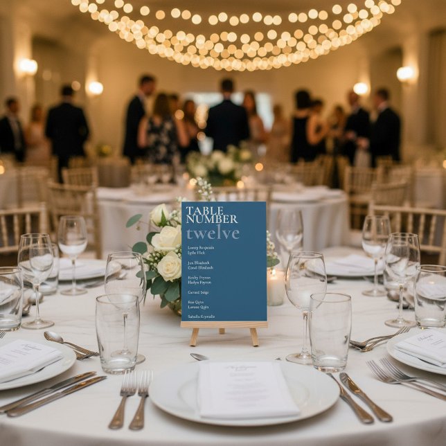 Invitation Graphique de nom de table minimale bleue coupée (Muted Blue Minimal Table name chart Invitation.)