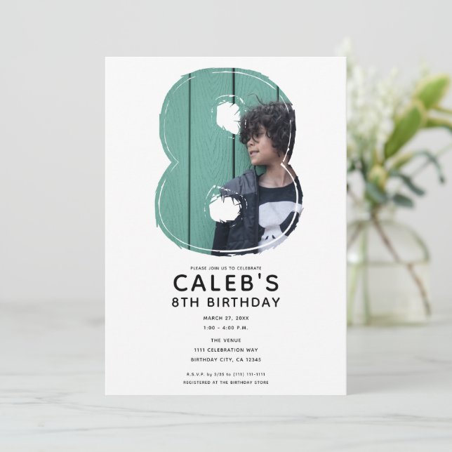 Invitation Grosse Numero 8 Huit Photo 8ème Anniversaire (Debout devant)