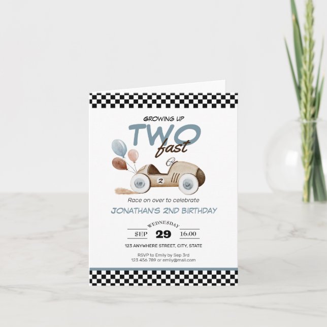Invitation Grossissant Deux Jeunes Garçon Anniversaire Voitur (Devant)