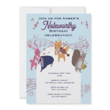 Groupe d'animaux mignons jouant des instruments pe