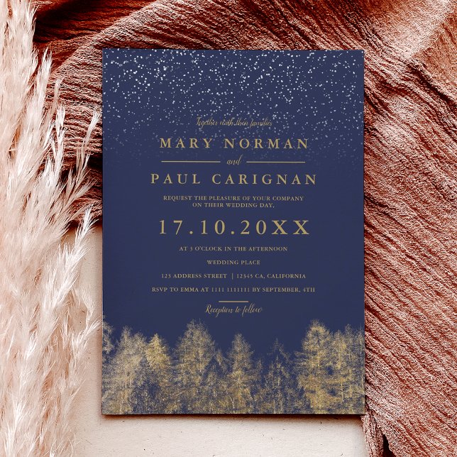 Invitation Hiver neige marine pins bleus mariage de forêt (Winter snow navy blue pine trees forest wedding invitation)