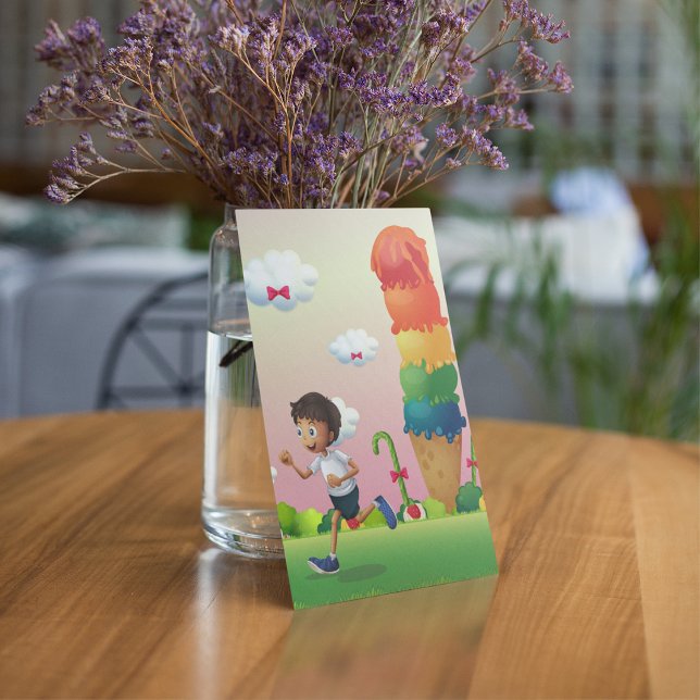 Invitation Imaginaire Ice Cream Cone avec Happy Running Boy (Créateur téléchargé)