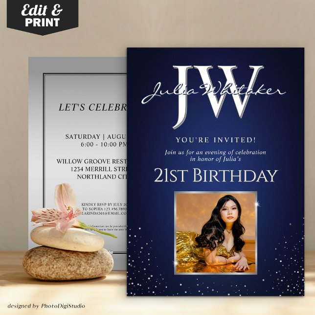 Invitation Initiales personnalisées Élégant 21e anniversaire  (Custom Initials Elegant 21st Birthday Blue Silver Invitation)