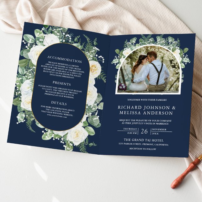 Invitation Ivory Floral Photo Navy Blue QR Code Mariage (Créateur téléchargé)