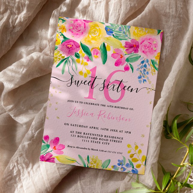 Invitation Jaune rose brillant script or floral Sweet 16 (Créateur téléchargé)