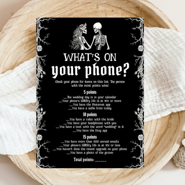 Invitation Jeu Black Halloween Skeleton What's On Your Phone (Black Halloween Skeleton What's On Your Phone Game)