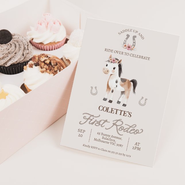 Invitation Joli Cheval Brown Premier Rodéo 1er Anniversaire (Girls First Rodeo 1st Birthday Invitation with Horse 1st Birthday Invitation Girl Western Wild West )