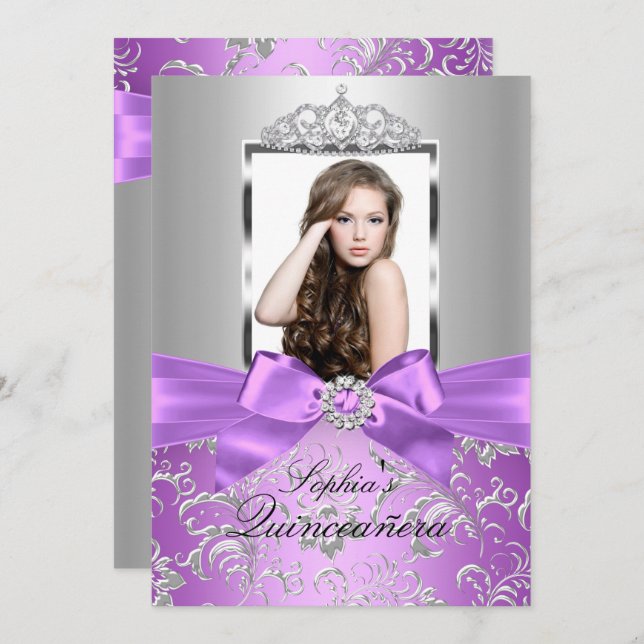 Invitation Jolie Bow et Tiara Quinceanera en argent violet (Devant / Derrière)