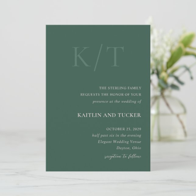 Invitation Kaitlin Hunter Green Bold Monogram Mariage élégant (Debout devant)