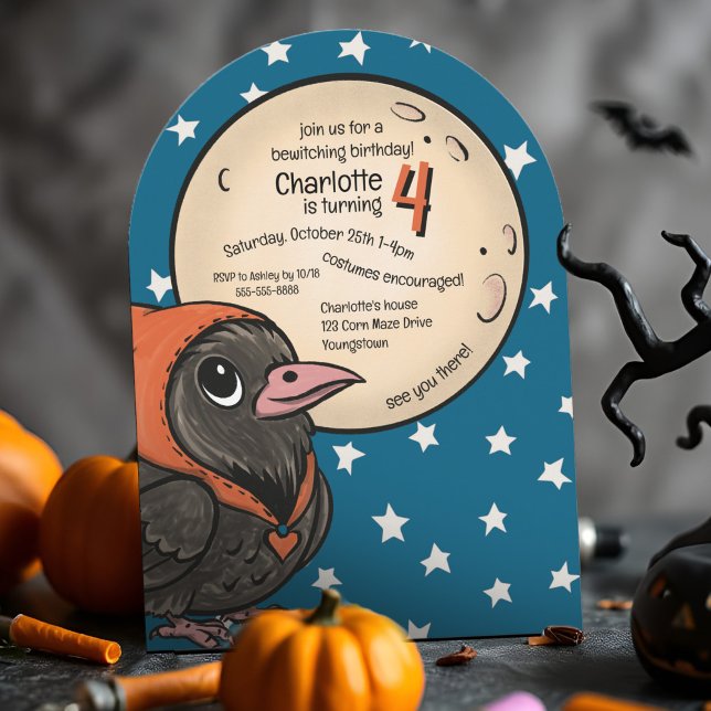 Invitation Kawaii Halloween Costume pour enfants Anniversaire (Charming kawaii Halloween birthday invite with a chibi raven, full moon, and whimsical inky design.)