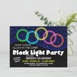 Invitation La lueur dans la fête d'anniversaire sombre