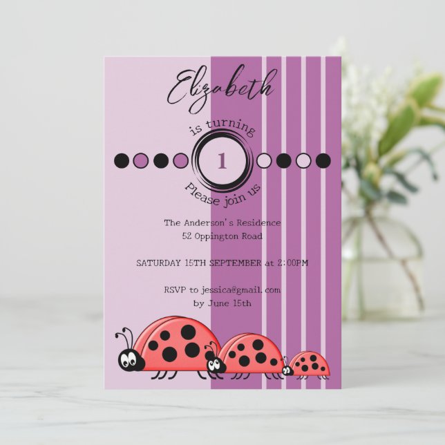 Invitation Ladybugs nom tournant 1 rouge violet 1er anniversa (Debout devant)