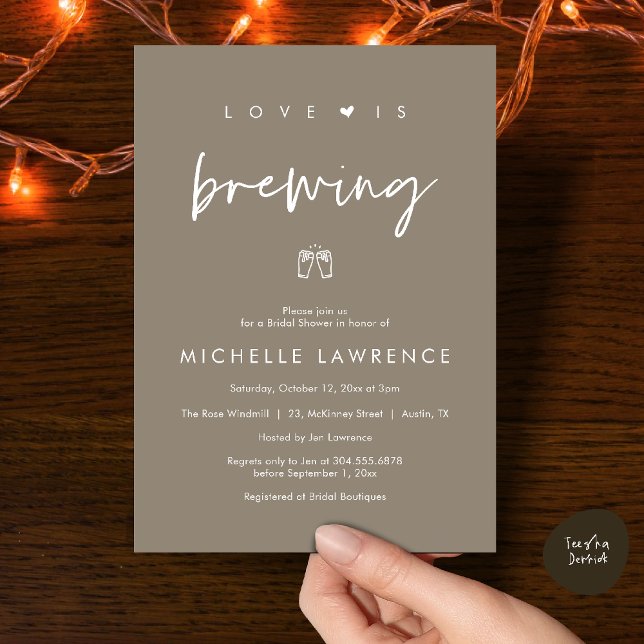 Invitation L'amour est en train de se préparer, Fête de bière (Love is brewing, Beer Party, Bridal Shower Invites card, booze love laughter, in warm taupe brown)
