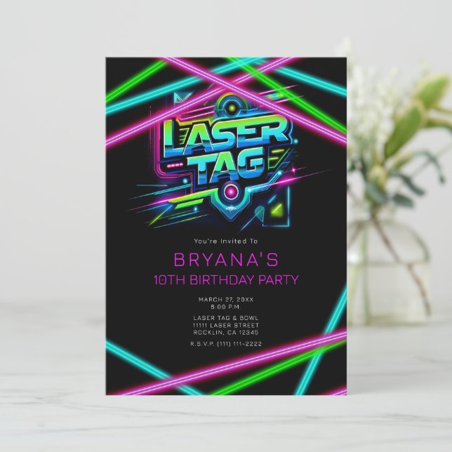 Invitation Laser Tag Rose Vert Bleu Fête d'anniversaire (Debout devant)