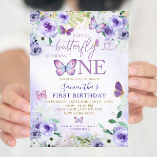 Invitation Le papillon floral mauve atteint un anniversaire