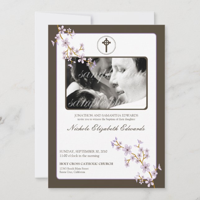 Invitation lilas précieuse de baptême de fleurs de (Devant)