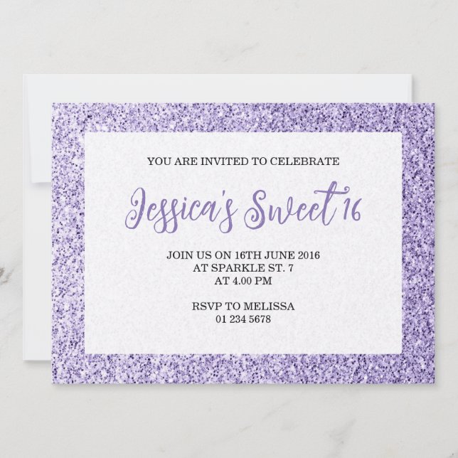 Invitation Lumière violet scintille Sweet 16 élégant script (Devant)