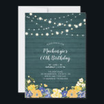 Invitation Lumières à cordes et bois | Fête d'anniversaire Fl<br><div class="desc">Célébrez une journée spéciale avec cette invitation au bois rustique à l'anniversaire fleuri. Ce design présente des lampes à cordes élégantes et un bouquet de fleurs sur un arrière - plan turquoise de texture en bois vert. Vous pouvez customiser le texte et les polices à votre guise. D'autres invitations assorties...</div>