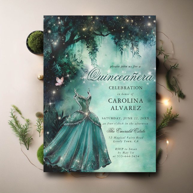 Invitation Lumières de la forêt enchantée Princesse Quinceane (enchanted forest quinceanera invitation emerald princess dress butterfly fairy lights elegant)
