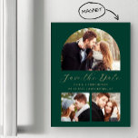 Invitation Magnétique 3-Photo Arch Emerald Green Gold Enregistrer la dat<br><div class="desc">Cette carte magnétique simple et minimaliste Save the Date comporte une arche photo personnalisée au-dessus des mots "Save the Date" dans un élégant script d'écriture dorée, suivi des noms du couple, date mariage et ville en sans serif police sur un arrière - plan vert émeraude. Deux photos carrés plus petites...</div>