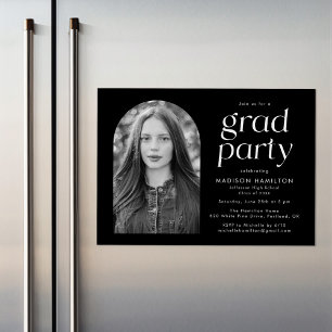 Invitation Magnétique Black Modern Minimalist Photo Graduation Party