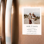Invitation Magnétique Boho Save the Date, photo minimaliste Enregistrer<br><div class="desc">Customisez votre faire-part mariage avec notre aimant photo minimaliste Enregistrer la date. Ce garde-robe élégant et personnalisé présente un design propre qui met en valeur votre image de fiançailles. Parfait pour les couples modernes à la recherche d'une façon unique de partager leur journée spéciale. Créez facilement une sauvegarde mémorable qui...</div>