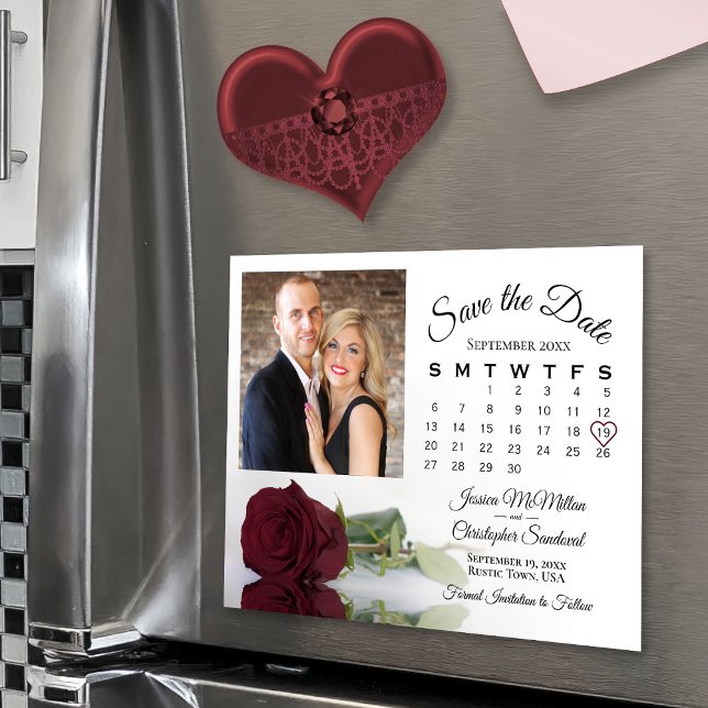 Invitation Magnétique Burgundy Rose Calendrier Photo Enregistrer la date (Magnetic Back - Great for hanging on the fridge!)