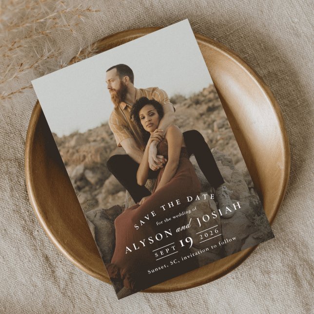 Invitation Magnétique Mariage Élégant Classique Photo Enregistrer la Dat (Simple photo overlay elegant wedding save the date magnetic announcement card.)