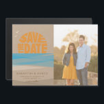 Invitation Magnétique Plage Enregistrer la date<br><div class="desc">Une plage amusante Sauvez la Date avec une ambiance un peu vintage.</div>