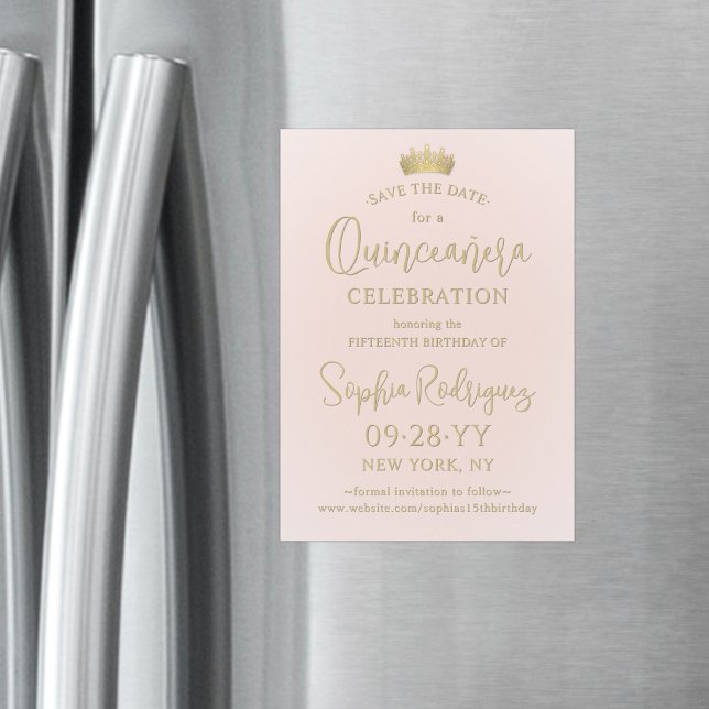 Invitation Magnétique Quinceañera Save the Date Blush Pink & Gold Crown (Créateur téléchargé)