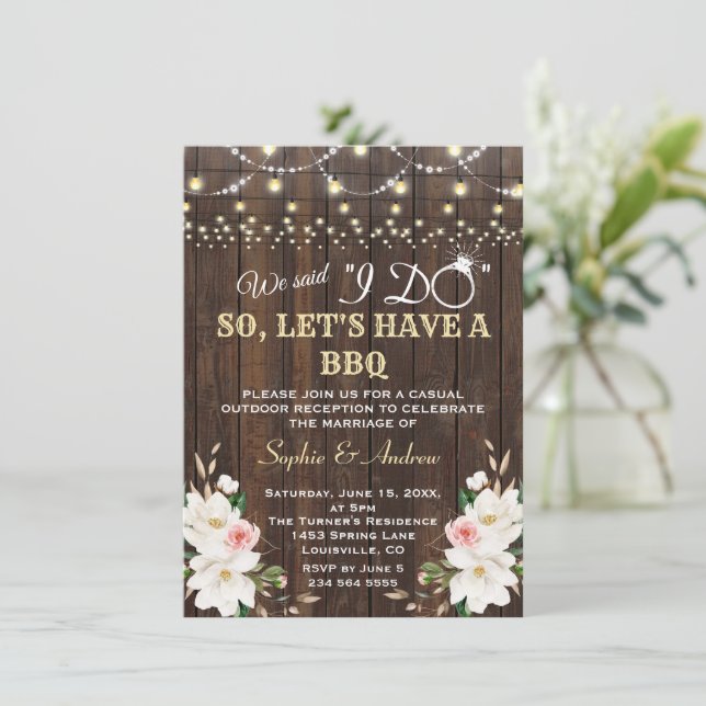 Invitation Magnolia Blanc Éclairage à cordes de la grange apr (Debout devant)