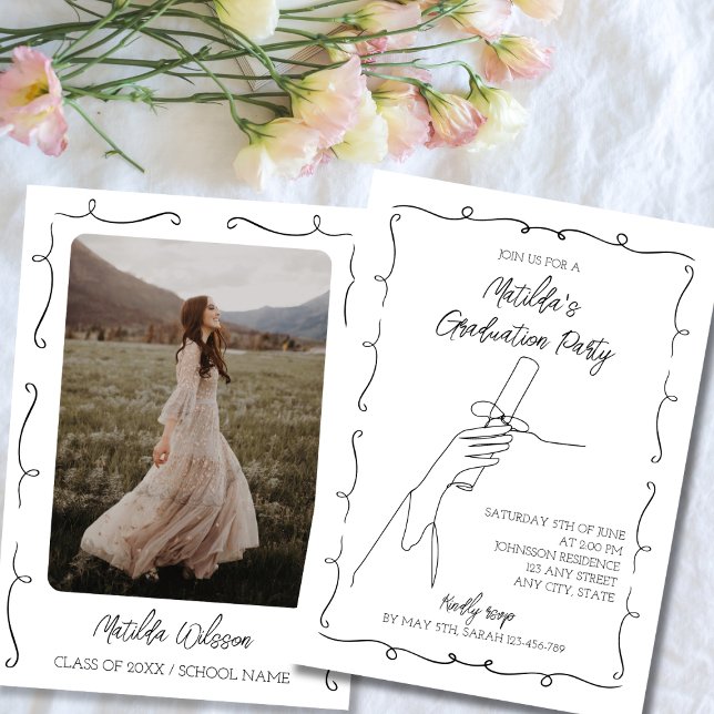 Invitation Main dessinée noir & blanc Chic Photo Graduation (Hand Drawn Black & White Chic Photo Graduation Invitation class of 2024)