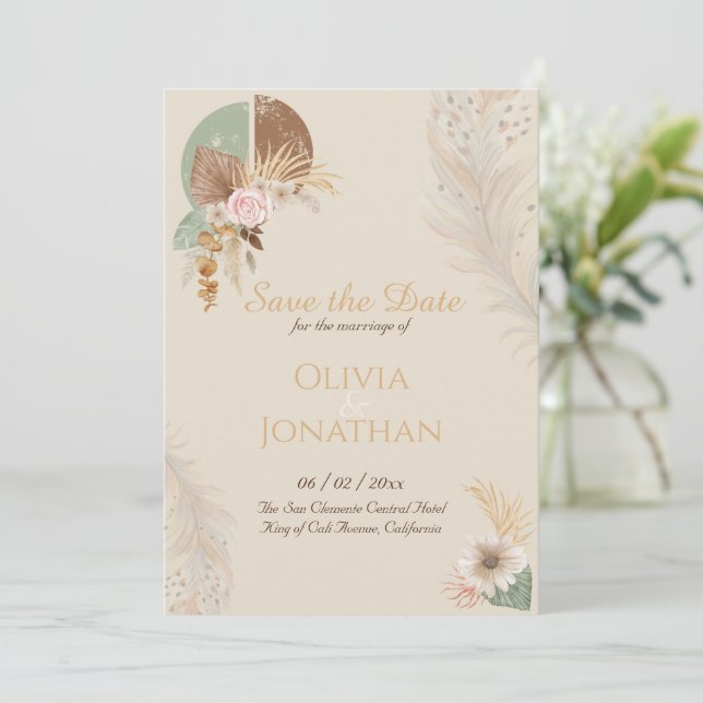 Invitation Mariage Bohème Élégant Beige à Plume Enregistrer l (Debout devant)