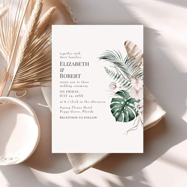 Invitation Mariage Bohème Tropical Orchidée et Monstera (Boho Tropical Orchid and Monstera Wedding Invitation on neutral boho table.)