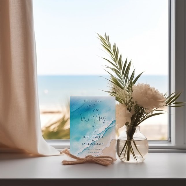 Invitation Mariage couleur d'eau Serene Blue Ocean Beach (Captivating watercolor blue ocean and white sand beach wedding invitation. )