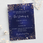 Invitation Mariage de luxe parties scintillant en or bleu mar<br><div class="desc">Un arrière - plan bleu marine décoré de parties scintillant en faux or brille. La couleur bleue est inégale. Personnalisez et vos noms et détails.</div>
