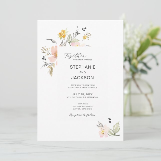 Invitation Mariage Élégant à l'Aquarelle Fleurie Rose Poussié (Debout devant)