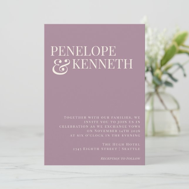 Invitation Mariage Élégant Classique Typographie Violet Pouss (Debout devant)