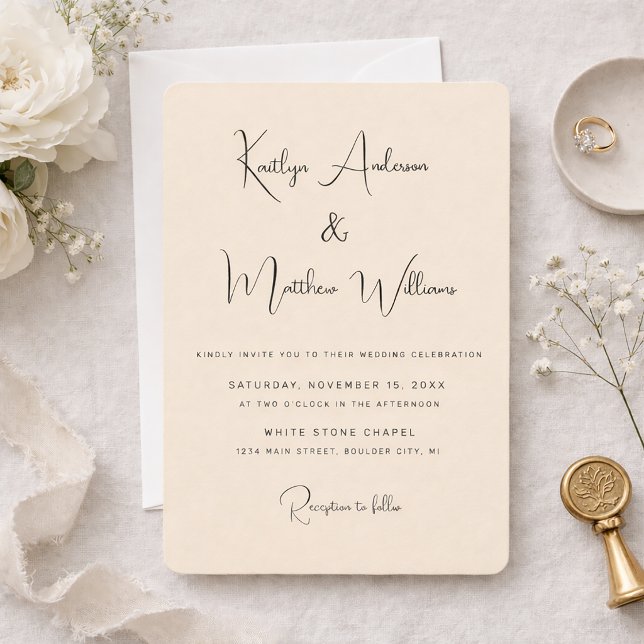 Invitation Mariage Élégant Moderne Typographie Beige Minimali (Simple Beige with Black Script Wedding invitation)